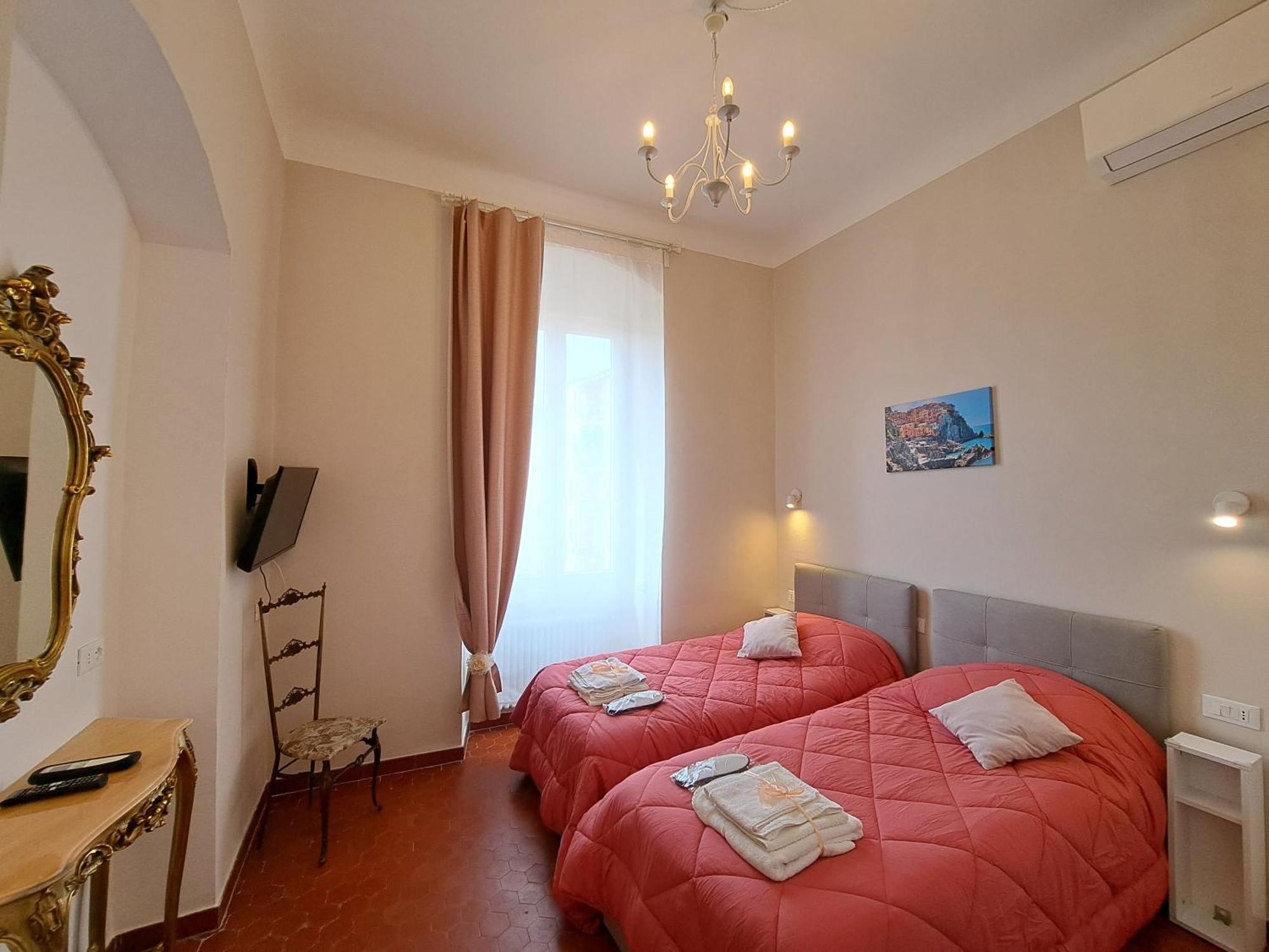 Cavour257 Lägenhet La Spezia Exteriör bild